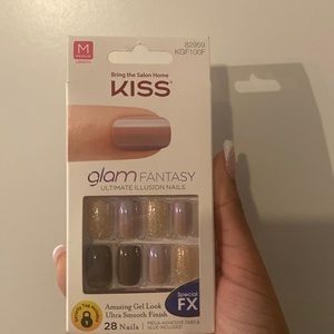 kiss glam fantasy ultimate illusion nails